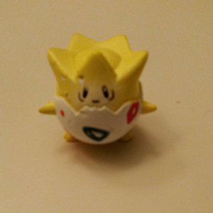 1998 Tomy Pokemon Pocket Monsters 2" Togepi Vintage Action Figure Authentic